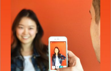 Seeing AI - 帮助低视力人群，微软新应用能够描述周边的人、物 [iPhone] 10